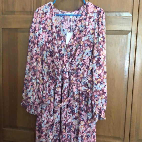 NWT! - Lauren Conrad Tiered Wrap Dress size XXL 😽 - Picture 7 of 10